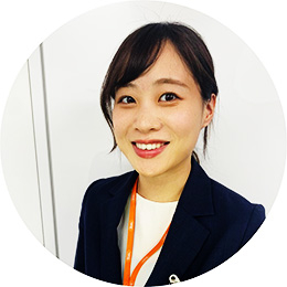 宮坂桃子　profile写真